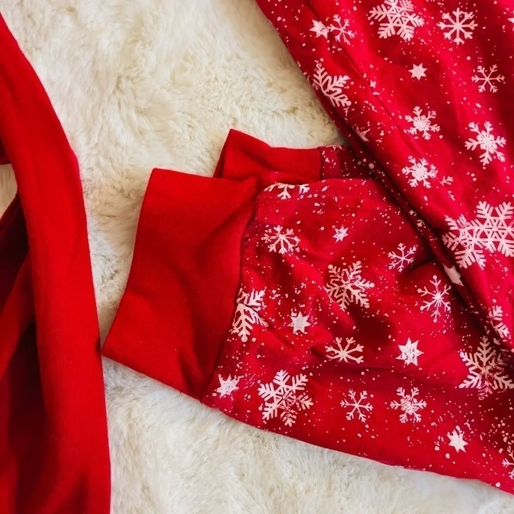 Macy’s Family PJ’s Matching Men's Merry Snowflake Red Christmas Holiday Pajamas